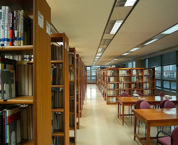 PVC塑膠地板和圖書館在一起會(huì)碰撞出怎樣的火花？